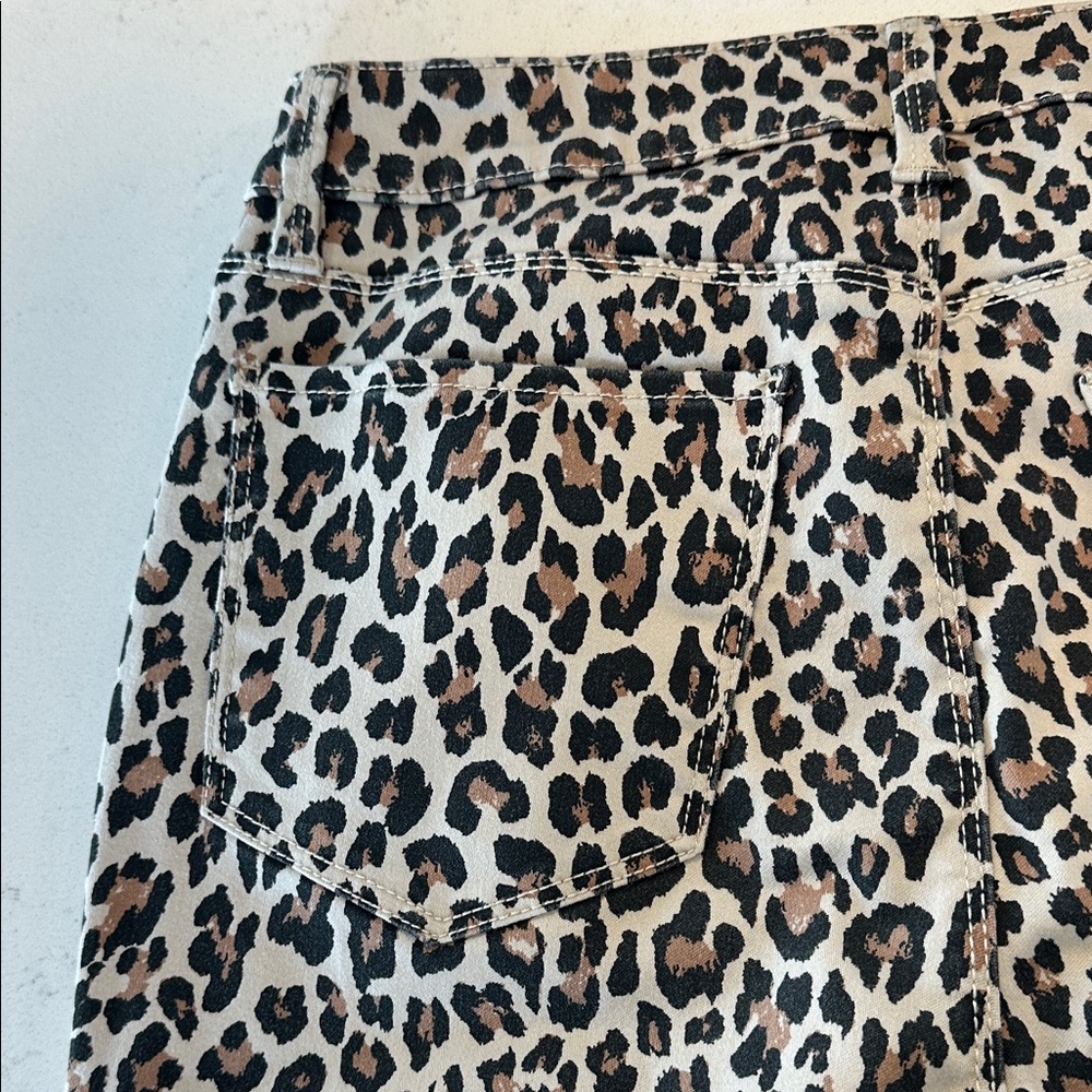 Design Lab Leopard Print Jeans - Picture 11 of 11